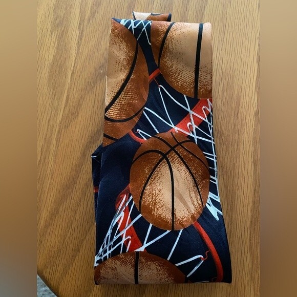 Roberto Cellini Basketball Hoops Men’s Neck Tie - Picture 1 of 7